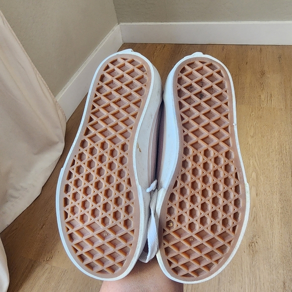Light pink Van's girls size 12 - Picture 3 of 3